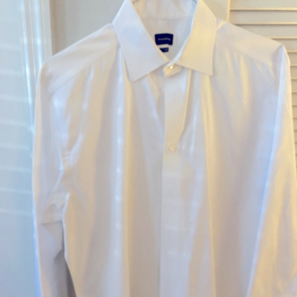Have here a Ermenegildo Zegna Trofeo dress shirt. Very high quality shirt. - Picture 1 of 4